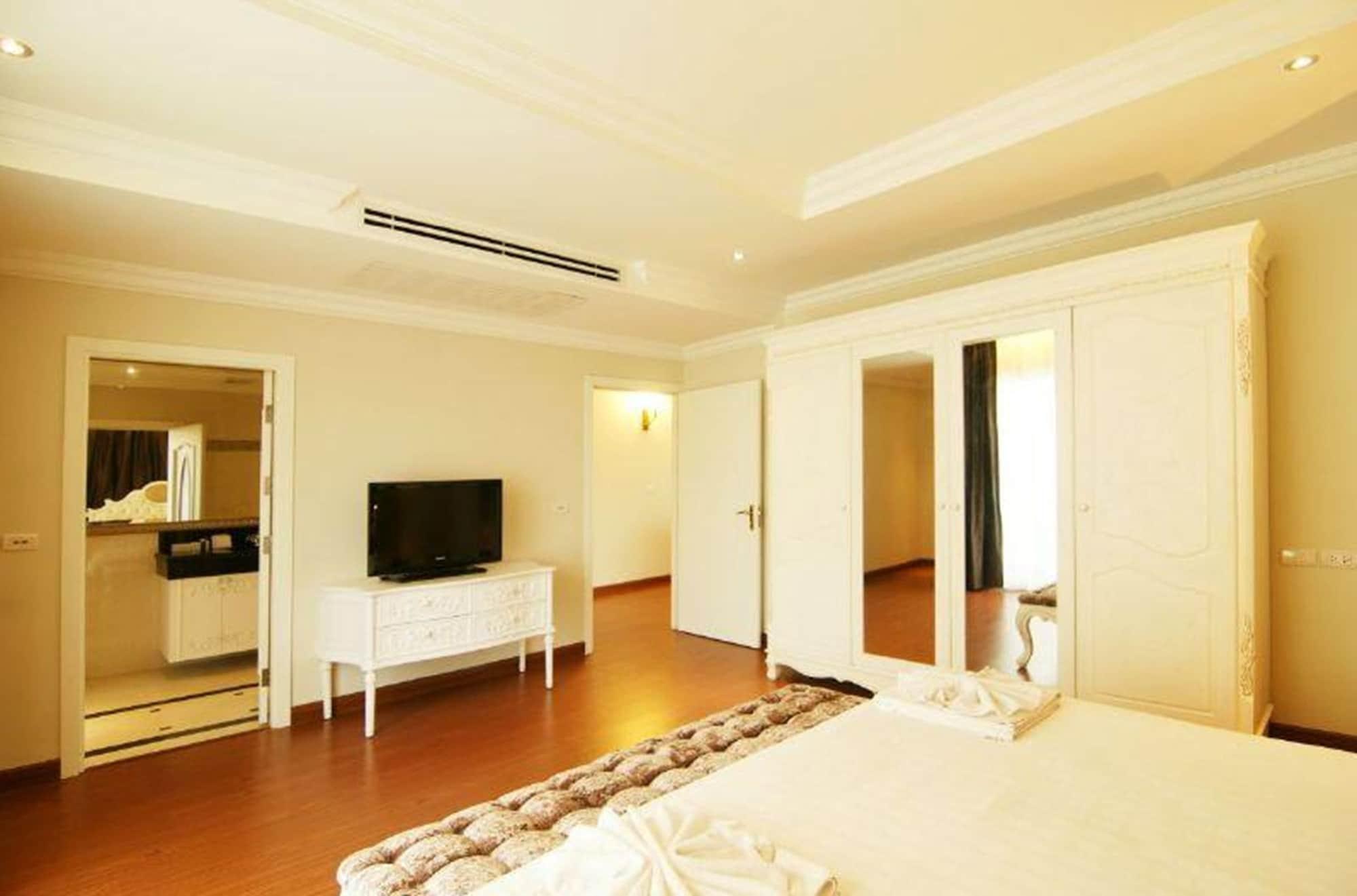 Lk Legend Hotell Pattaya Eksteriør bilde