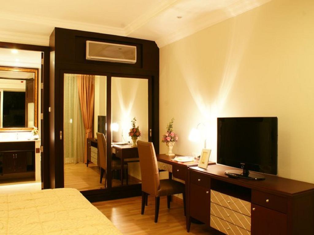 Lk Legend Hotell Pattaya Eksteriør bilde